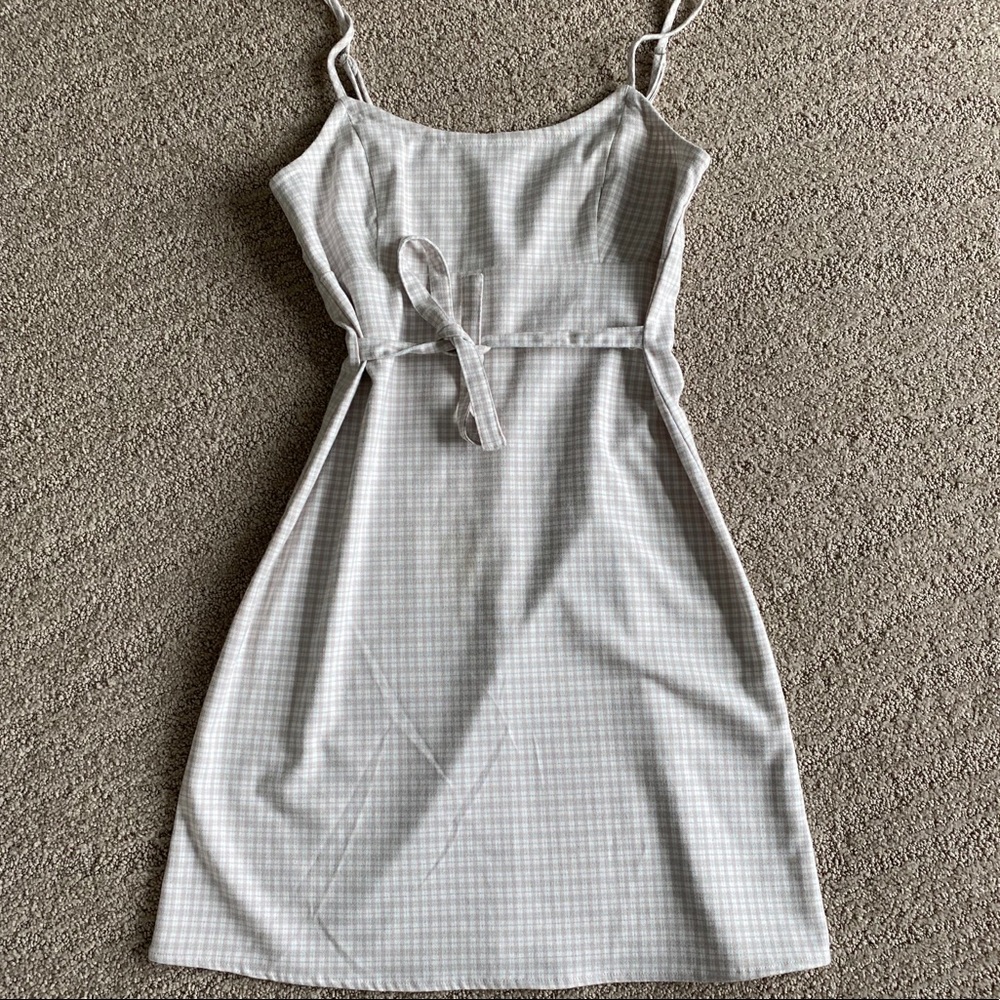brandy melville colleen dress / rare?